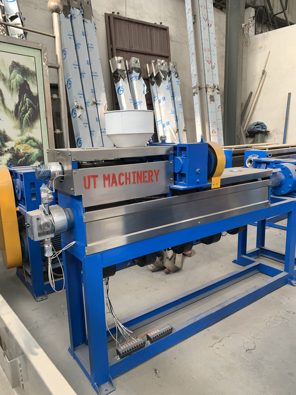 Máquina de fabricação de cabos de plástico com potência máxima de 125 kg/H-800 kg/H e potência de extrusão principal de 22 kW