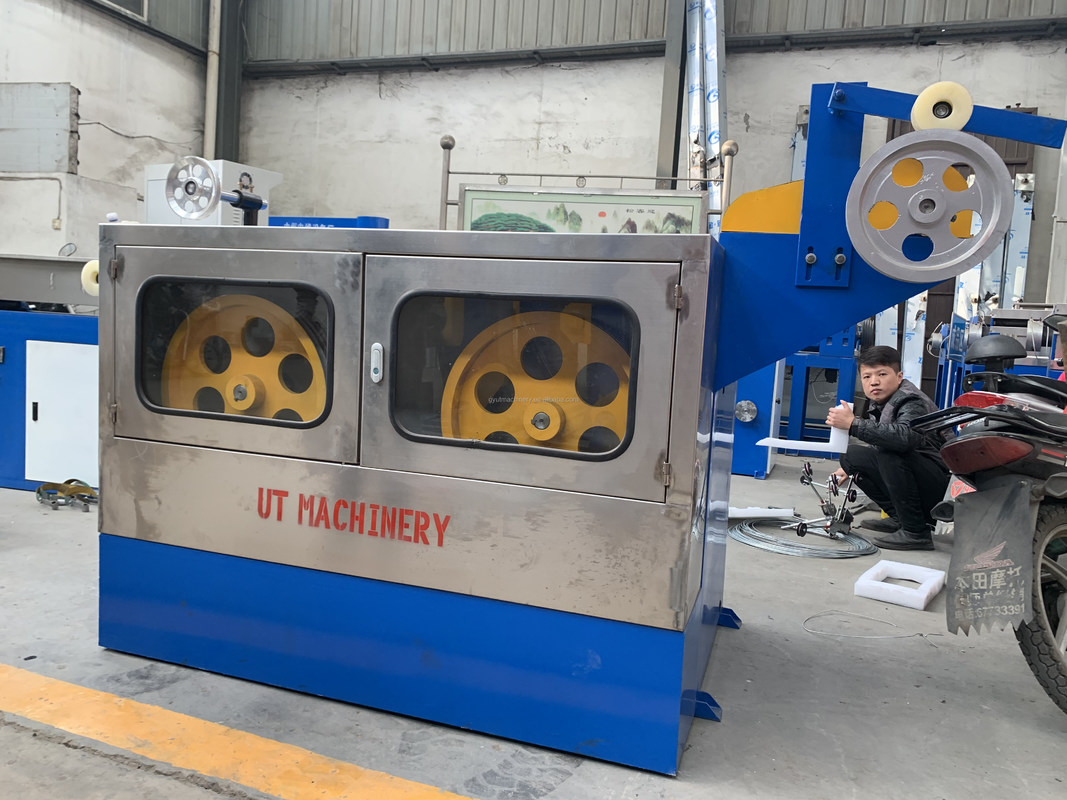 Máquina de fabricação de cabos de plástico com potência máxima de 125 kg/H-800 kg/H e potência de extrusão principal de 22 kW