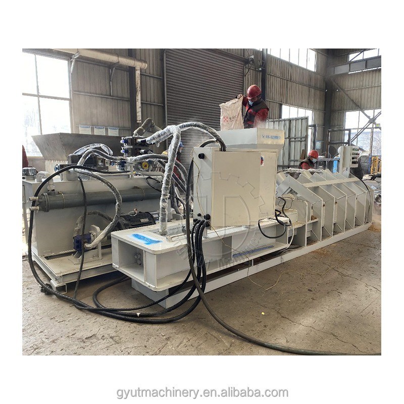 Máquina de fabricação de blocos de turfa de coco de alta capacidade com produção de 140-150 blocos por hora