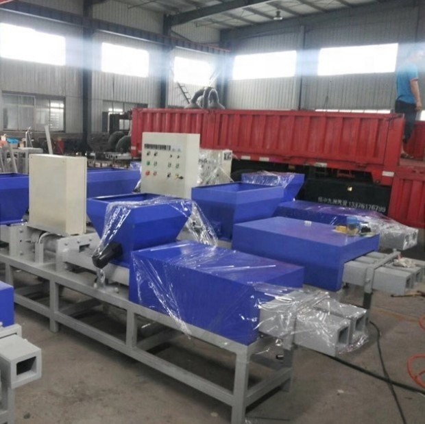 Máquina de fabricação de pés de paletes de madeira de pressão a quente de 15 kW para facilitar o processo de produção