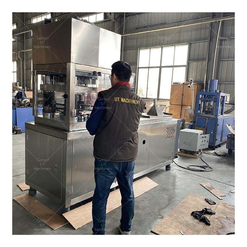 Máquina de Prensa de Bomba de Banho para SPA 100% Automática de Fabricação de Molde de Esferas de Banho Pneumática