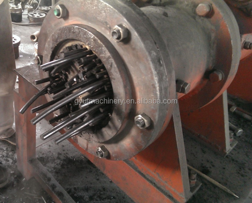 Máquina de prensagem de pistão de biomassa de madeira hidráulica de 65 mm com tensão 380/220 e peças sobressalentes