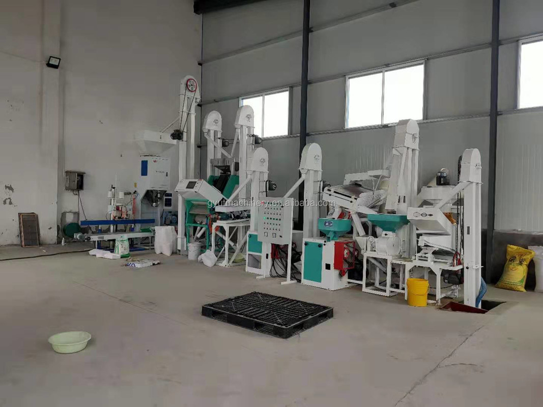 Máquina de moagem de milho de 1 tonelada por hora 1150kg Emery Roller Rice Millet Whitener para casa