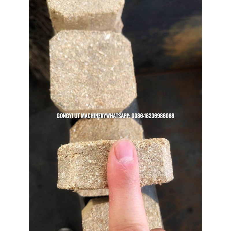 Máquina de fabricação de blocos de madeira em pó para as exigências dos clientes fácil de operar e durável