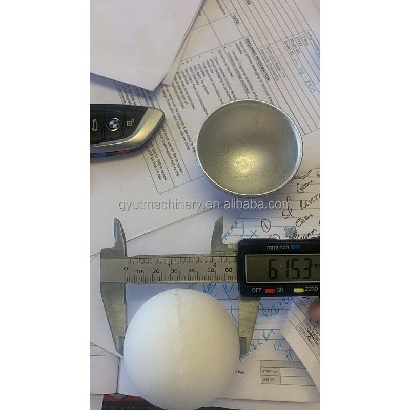 500 kg de peso bombas de banho Rich Rose Hip Melt Despejar máquina de prensagem de sabão para DIY Shampoo Bar