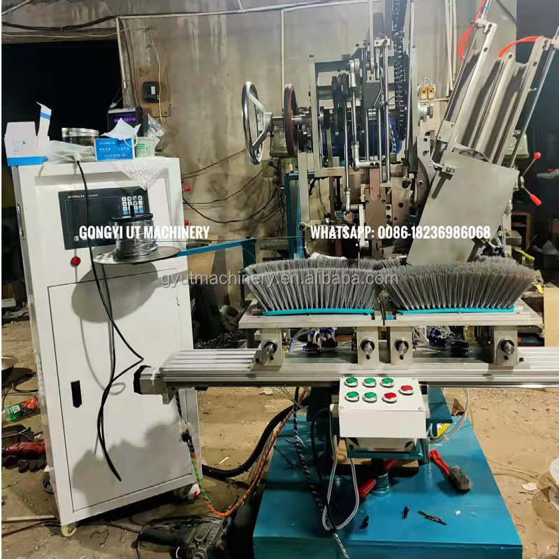 Localização Reino Unido Equipamento de fabricação de vassouras de tufting de duplo estágio feito sob medida