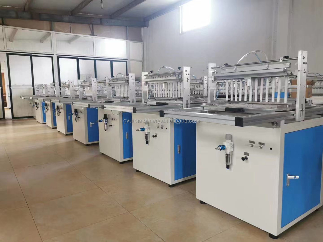 11 Máquina de semeadura de bandejas de micro-verde em fila com conveyor e revestimento superior na Austrália