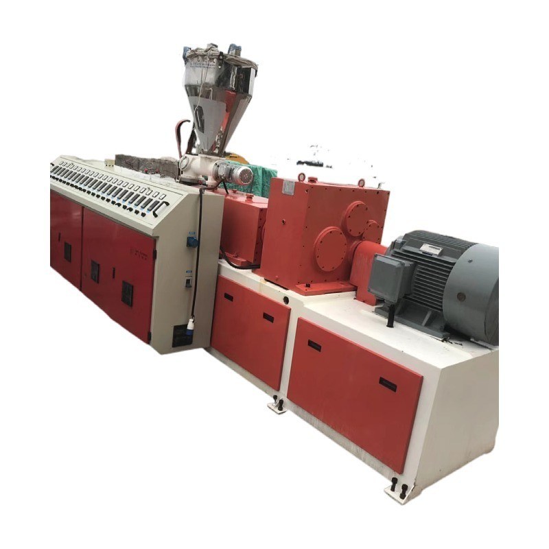 Máquina/linha de produção de tubos de água subterrânea de PVC de segunda mão para uma produção suave